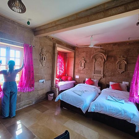 Mud Mirror Guesthouse Jaisalmer Eksteriør bilde