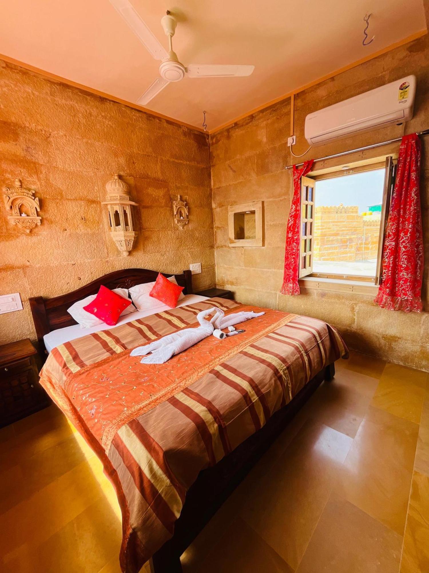 Mud Mirror Guesthouse Jaisalmer Eksteriør bilde