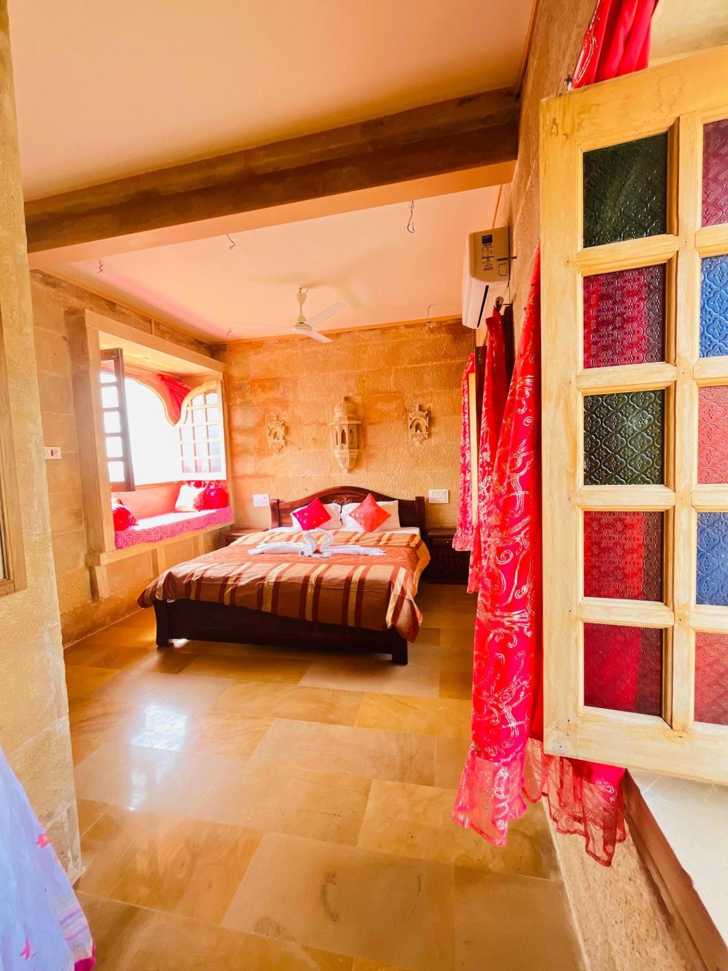 Mud Mirror Guesthouse Jaisalmer Eksteriør bilde