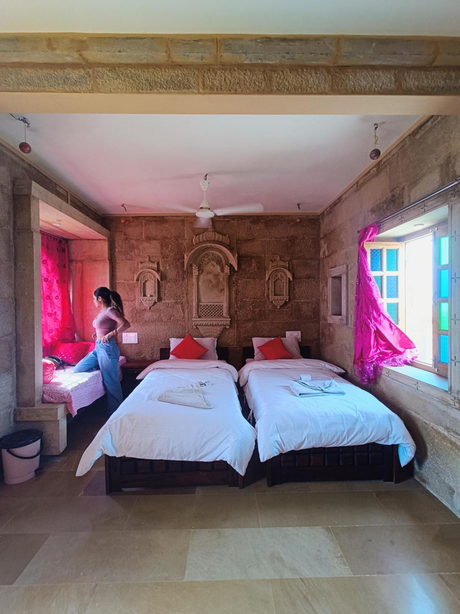 Mud Mirror Guesthouse Jaisalmer Eksteriør bilde