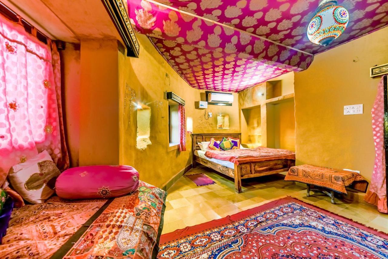 Mud Mirror Guesthouse Jaisalmer Eksteriør bilde